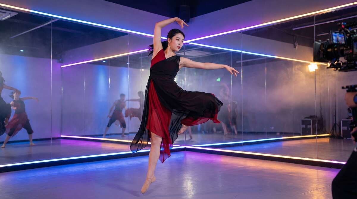 绿帽社舞蹈视频表演